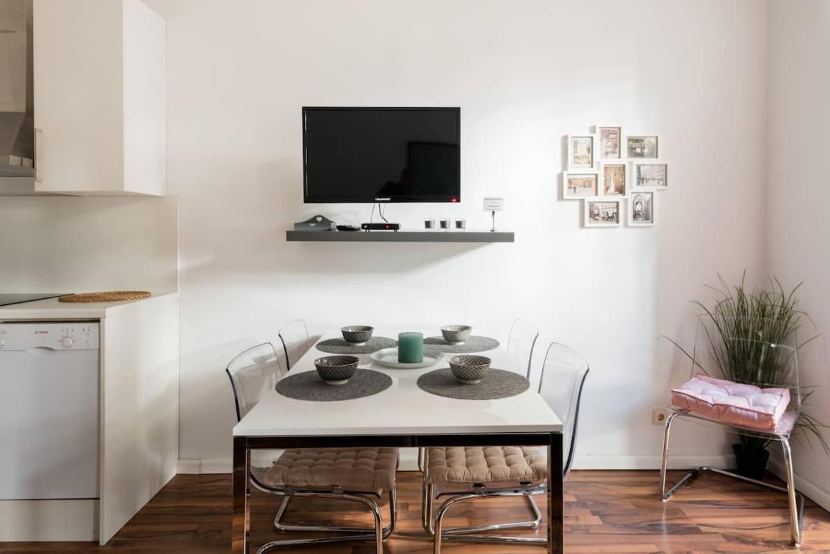 Luxurious And Spacious 5 Min Walk To City Center, 1-2 Vienna Exterior photo